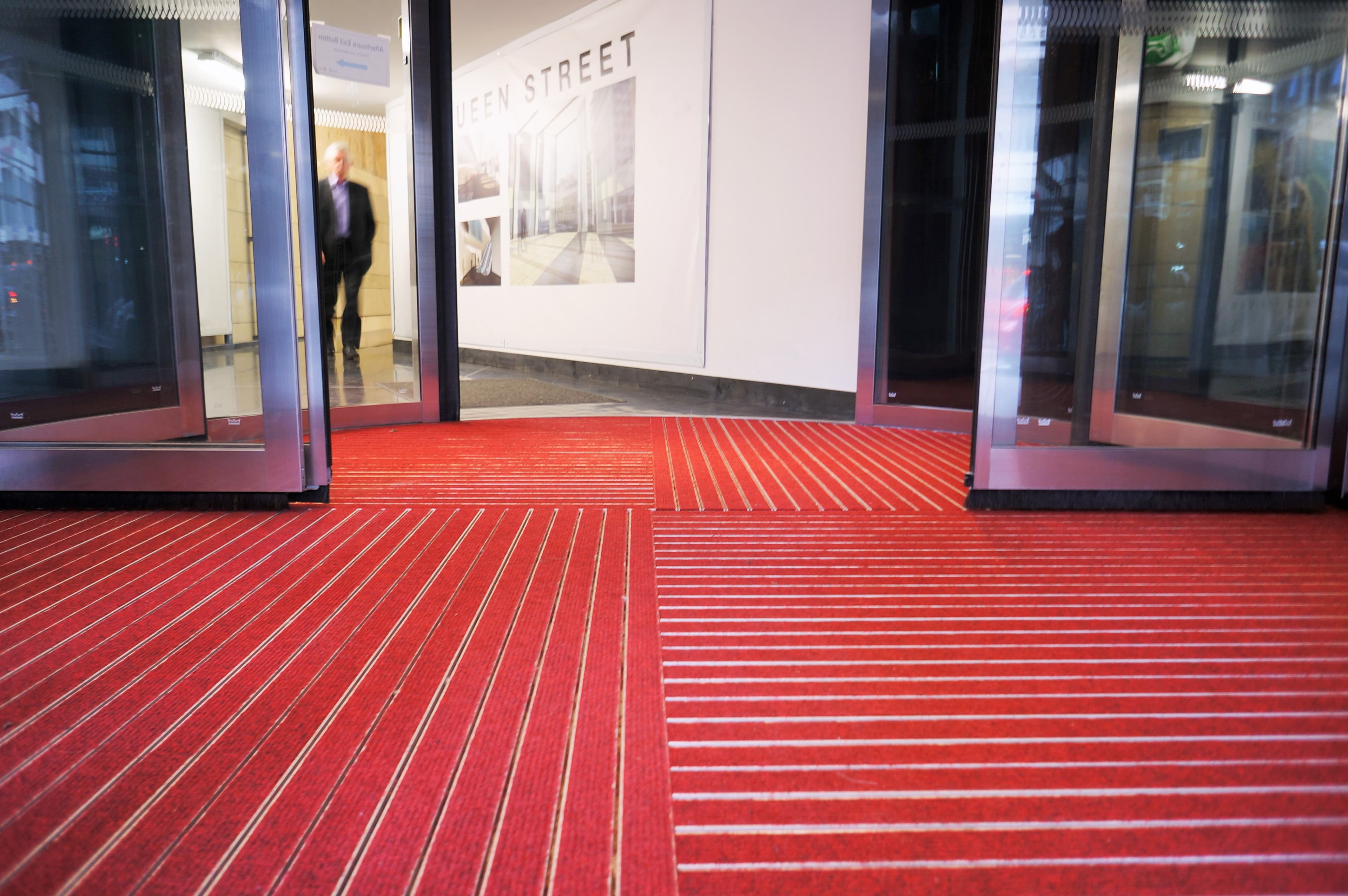 Tower Centre - Gallery Image 3
