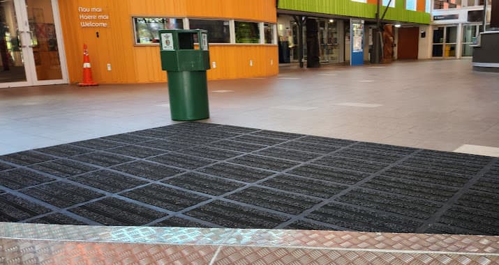Auckland Council Otara Pool & Leisure Centre - Gallery Image 2